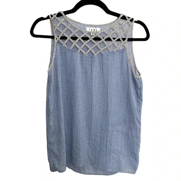 THML Sleeveless Criss Cross Chambray Tank Top - Picture 1 of 3